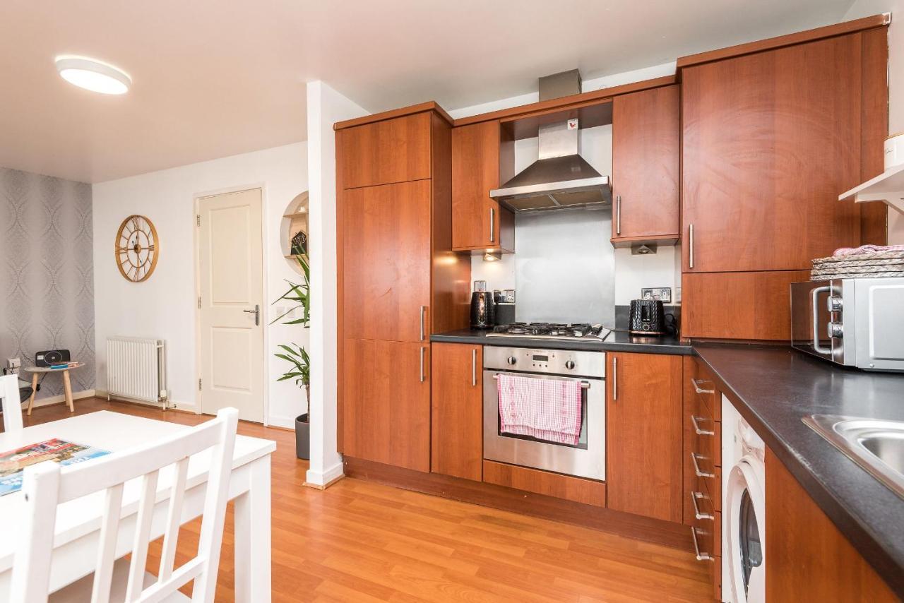 Modern Spacious 3 Bedroom City Centre Apartment - Free Parking - Private Balcony EDI Eksteriør bilde